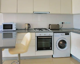 Kıbrıs İskele'de Balayı Çiftlerine Uygun, Ortak Havuzlu, Ferah Daire - 3