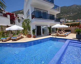 Kaş Kalkan'da Modern Tasarımlı, Özel Havuzlu, Balayı Villası  - 1