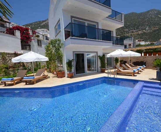 Kaş Kalkan'da Modern Tasarımlı, Özel Havuzlu, Balayı Villası  - 1