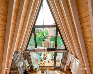 Sapanca Kırkpınar'da Sakin Konumda, Isıtmalı Havuzlu, Modern Bungalov - 3