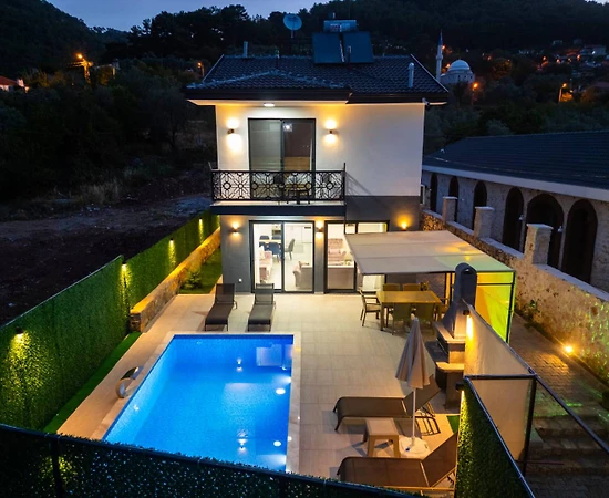Fethiye Kızılbel'de Çekirdek Ailelere Uygun, Özel Havuzlu, Kiralık Villa - 1