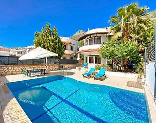 Kaş Kalkan'da Panoramik Deniz Manzaralı, Özel Havuzlu Kiralık Villa - 1