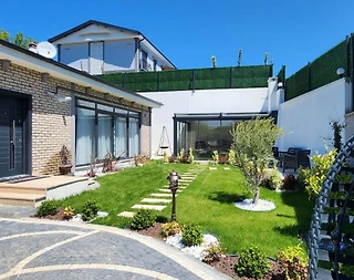 Kocaeli Kandıra'da Geniş Ailelere Uygun, Özel Havuzlu, 3+1 Villa - 5