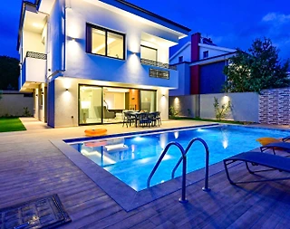 Fethiye Ölüdeniz'de Geniş Bahçeli, Özel Havuzlu, Konforlu Villa - 3