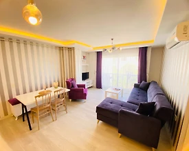 Konyaaltı Gürsu'da Nezih Konumda, Plaja Yakın, Kiralık Suit - 2