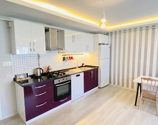 Konyaaltı Gürsu'da Nezih Konumda, Plaja Yakın, Kiralık Suit - 4