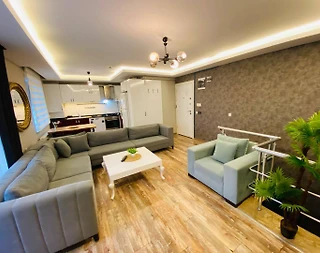 Konyaaltı Gürsu'da Plaja Yakın, Havuz Manzaralı, Kiralık Suit - 1