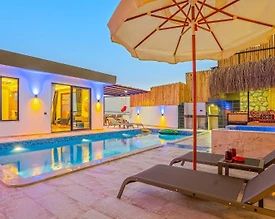 Kaş İslamlar'da Çekirdek Ailelere Uygun, Özel Havuzlu, Modern Villa - 2
