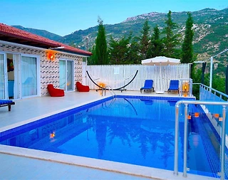 Kaş İslamlar'da Büyüleyici Doğa İçerisinde, Özel Havuzlu, Lüks Villa - 1