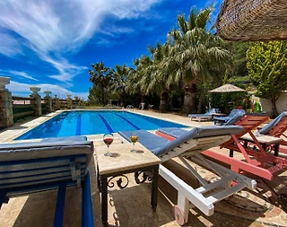 Kaş İslamlar'da Muhteşem Manzaralı, Özel Havuzlu, Jakuzili Villa - 3