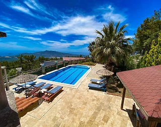 Kaş İslamlar'da Muhteşem Manzaralı, Özel Havuzlu, Jakuzili Villa - 1