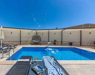 Kaş Bayındır'da Geniş Bahçeli, Özel Havuzlu, Salıncaklı Balayı Villası - 5