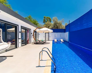 Kaş Çayköy'de Sakin Konumda, Özel Havuzlu, 5 Kişilik, Kiralık Villa - 4