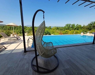 Muğla Köyceğiz'de Eşsiz Manzaralı, Özel Havuzlu, Konforlu Villa  - 5