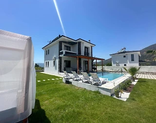 Köyceğiz Toparlar'da Doğa İçerisinde, Özel Havuzlu, 4+1 Villa - 4