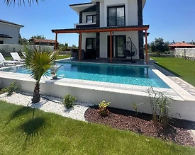 Köyceğiz Toparlar'da Doğa Manzaralı, Özel Havuzlu, Kiralık Villa - 2