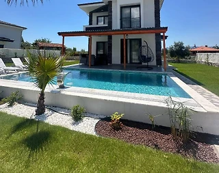 Köyceğiz Toparlar'da Doğa Manzaralı, Özel Havuzlu, Kiralık Villa - 2