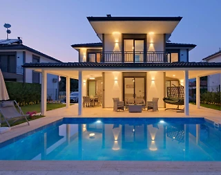 Muğla Köyceğiz'de Sessiz Konumda, Özel Havuzlu, Lüks Villa - 1