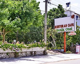 Kumluca Adrasan'da Merkeze Yakın Konumda, Kahvaltı Dahil, Ferah Oda - 2