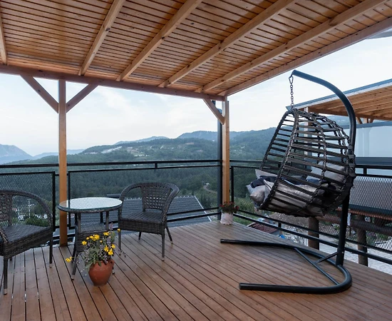 Kumluca Yazır'da Site İçerisinde, Jakuzili, Konforlu Villa - 1