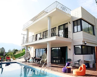 Antalya Kumluca'da Gürültüden Uzak, Özel Havuzlu, Şık Villa - 1