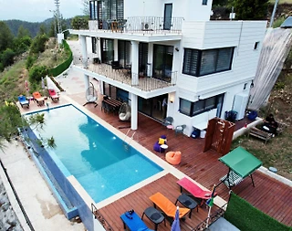 Antalya Kumluca'da Gürültüden Uzak, Özel Havuzlu, Şık Villa - 4