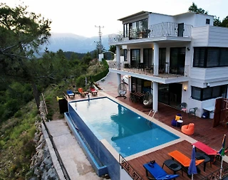 Antalya Kumluca'da Gürültüden Uzak, Özel Havuzlu, Şık Villa - 3