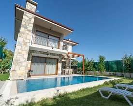 Kuşadası Caferli'de Enfes Doğada, Özel Havuzlu, İkiz Villa - 2