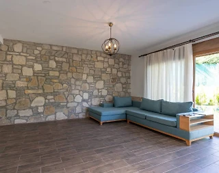 Kuşadası Caferli'de Muhteşem Doğada, Özel Havuzlu, Bahçeli, 3+1 Villa - 5