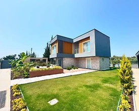 Kuşadası Davutlar'da Huzurlu Doğada, Jakuzili, Lüks Villa - 2