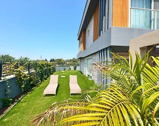 Kuşadası Davutlar'da Huzurlu Doğada, Jakuzili, Lüks Villa - 4