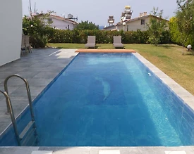 Kuşadası Değirmendere'de Barbekü Alanlı, Özel Havuzlu, Geniş Villa - 3