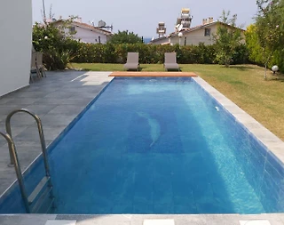 Kuşadası Değirmendere'de Barbekü Alanlı, Özel Havuzlu, Geniş Villa - 3