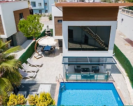 Aydın Kuşadası'nda Kadınlar Denizine Yakın, Özel Havuzlu, Lüks Villa - 2