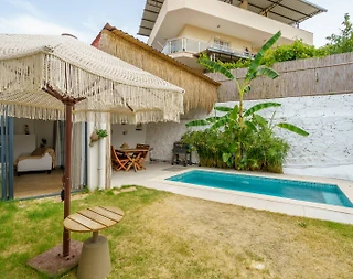 Kuşadası Kirazlı'da Huzurun Kucağında, Özel Havuzlu, Lüks Taş Villa - 3