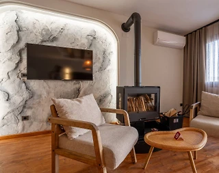 Kuşadası Kirazlı'da Modern Tasarımlı, Ortak Havuzlu, Jakuzili Oda - 5