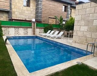 Kuşadası Soğucak'ta Denize Yakın, Özel Havuzlu, 4+1 Villa - 2