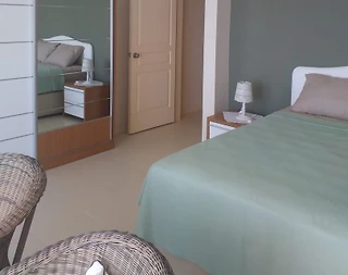 Kuşadası Soğucak'ta Merkeze Yakın Konumda, Ortak Havuzlu, Kiralık Villa - 5