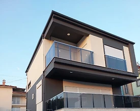 Kuşadası Soğucak'ta Merkezi Konumda, Özel Havuzlu, Konforlu Villa - 2