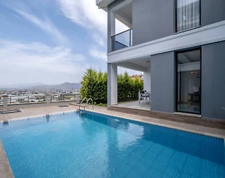 Muğla Fethiye'de Muhteşem Manzaralı, Özel Havuzlu, Konforlu Villa - 1