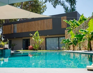 Antalya Kepez'de Geniş Ailelere Uygun, Özel Havuzlu, Bahçeli Villa - 1