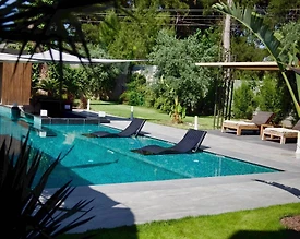 Antalya Kepez'de Geniş Ailelere Uygun, Özel Havuzlu, Bahçeli Villa - 3