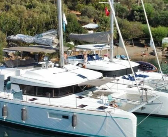 Fethiye Göcek'te Enfes Sularda, 4 Kabinli, 8 Kişilik Katamaran - 1