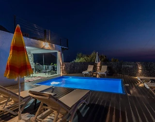 Fethiye Kirme'de Muhteşem Doğada, Özel Havuzlu, 3+1 Villa - 2