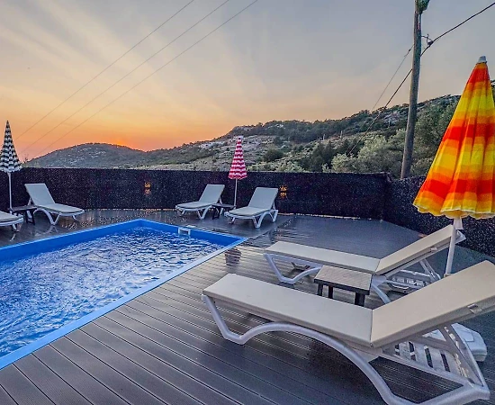 Fethiye Kirme'de Muhteşem Doğada, Özel Havuzlu, 3+1 Villa - 1