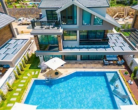 Fethiye Ovacık'ta Modern Tasarımlı, Özel Havuzlu, Saunalı Villa - 2