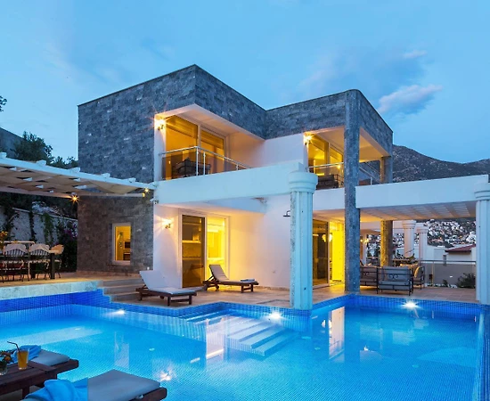 Kaş Kalkan'da Deniz Manzaralı, Özel Havuzlu, Lüks Kiralık Villa - 1