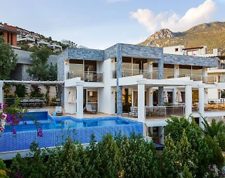 Kaş Kalkan'da Deniz Manzaralı, Özel Havuzlu, Lüks Kiralık Villa - 2