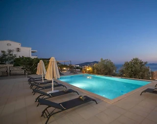 Kaş Kalkan'da Kalabalık Ailelere Uygun, Özel Havuzlu, Lüks Villa - 3