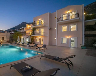 Kaş Kalkan'da Kalabalık Ailelere Uygun, Özel Havuzlu, Lüks Villa - 2
